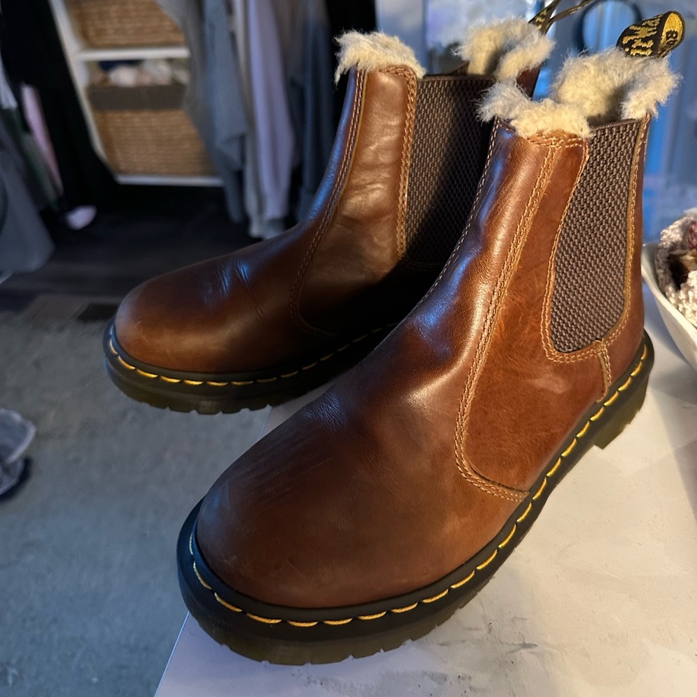 Dr. Martens Leonore 2976 Women’s Size 6/EU 37